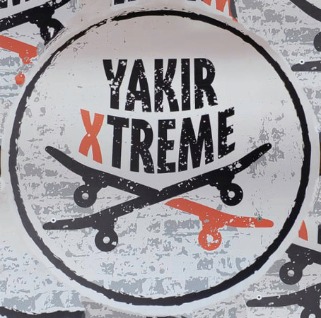 yakir extreme logo